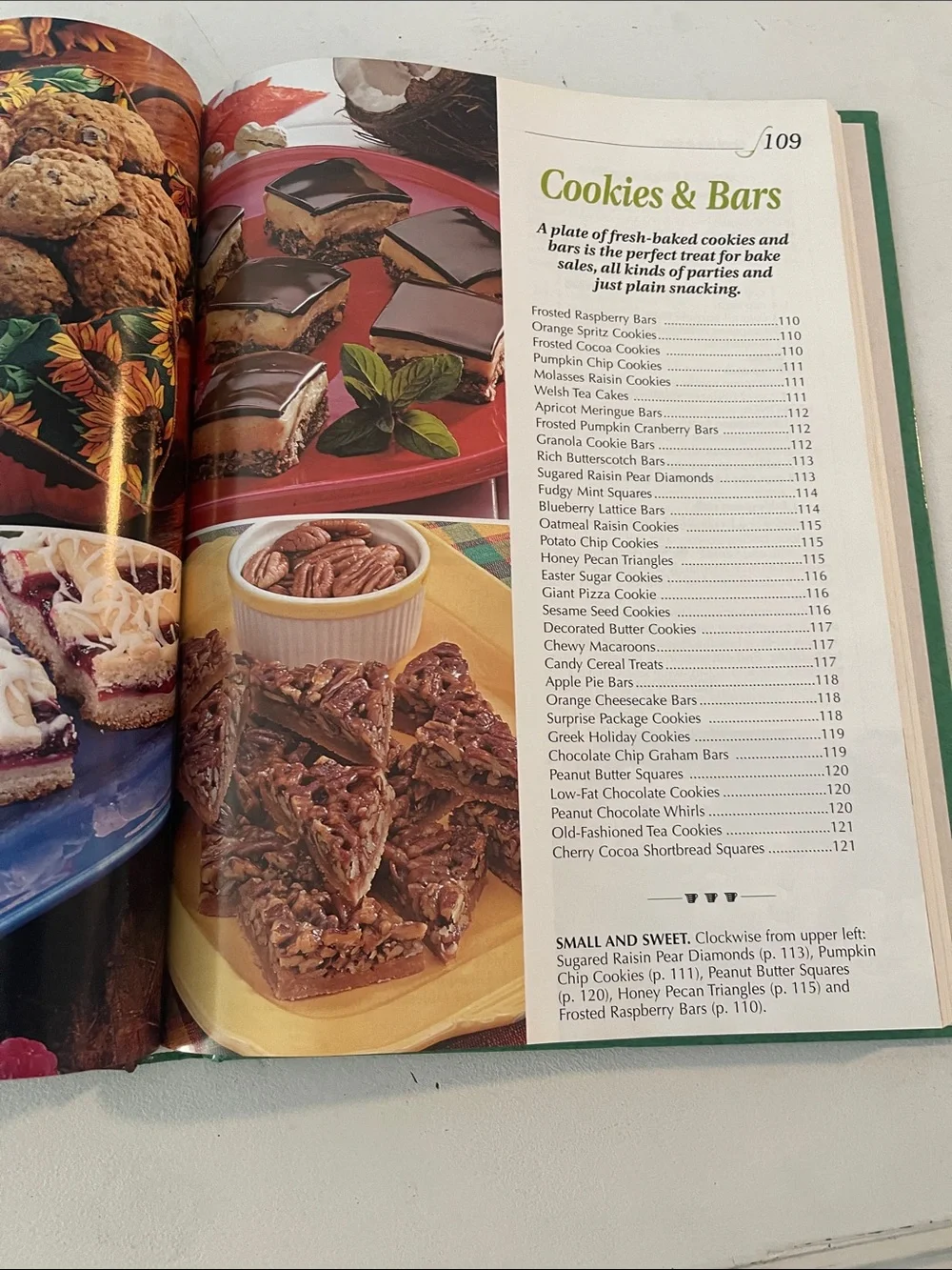 Taste of Home Green Cover Annual Recipes 2003 Cookbook